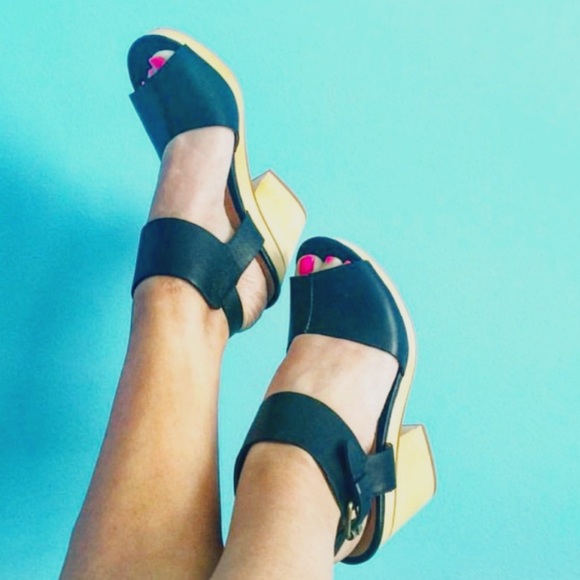 Black Distressed Leather Wooden Peep Toe Clogs - Picture 1 of 6